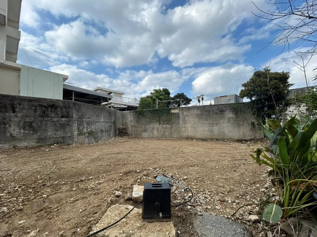 敷地の様子です(売主様のサイトの写真)